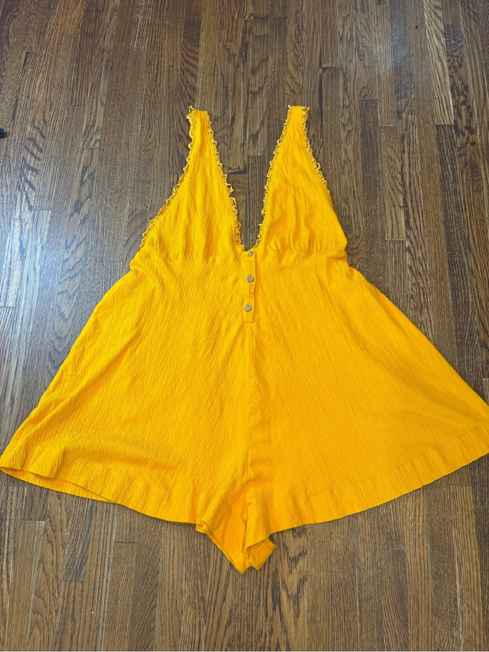 ASOS DESIGN Yellow Crinkle Deep V-Neck Romper with Lace Trim - Size 8